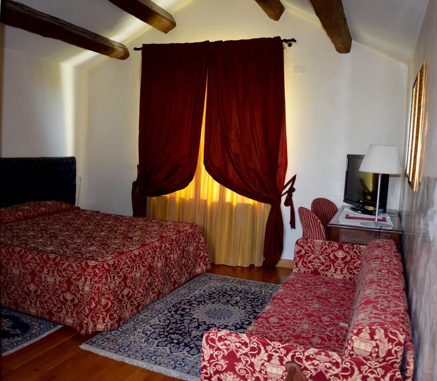 La Torre Hotel Moie Buitenkant foto